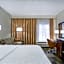 Hampton Inn & Suites Albany-Downtown