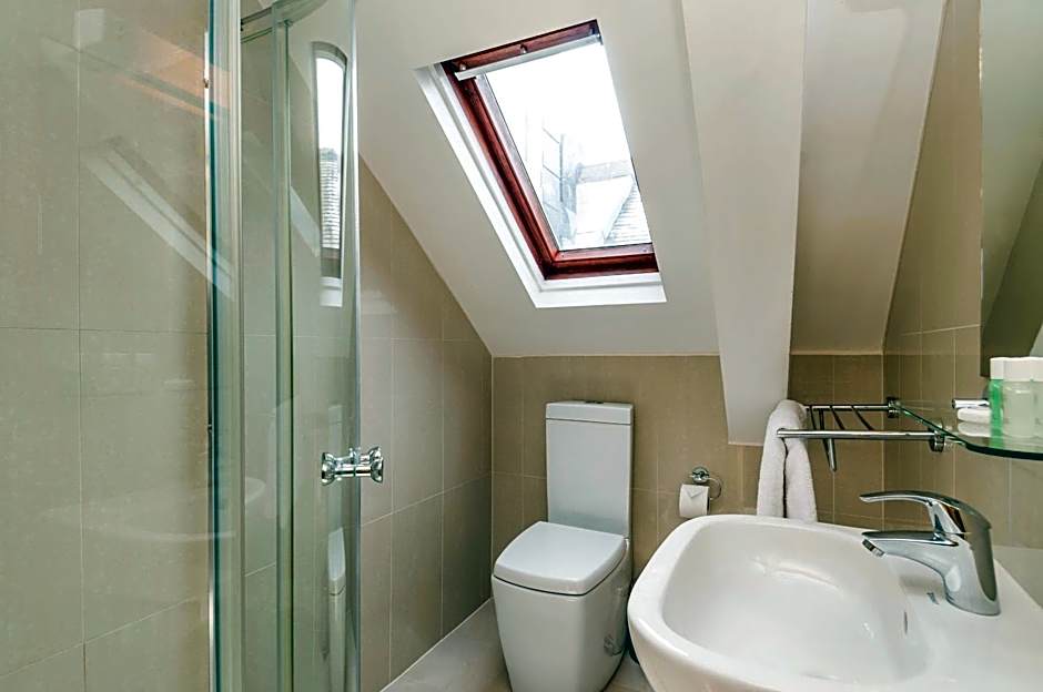 Trebovir Hotel London