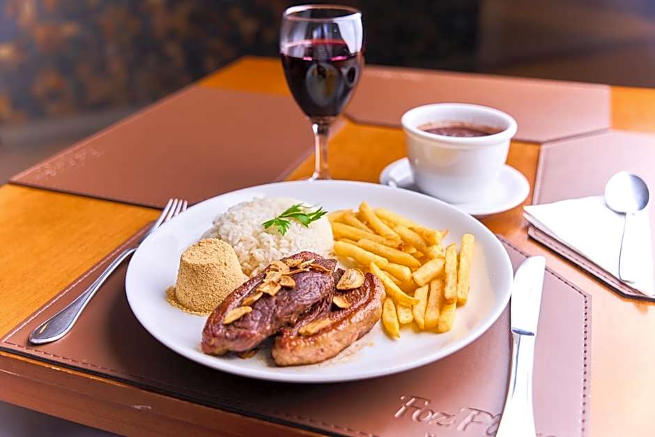 Foz Plaza Hotel