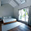 Villa Sonder Cozy 1 BR Loft with Private Pool