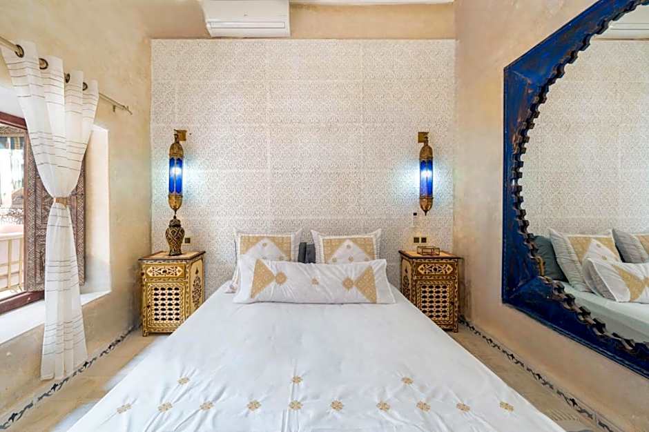 Riad 7 chambres - Petit dejeuner gratuit