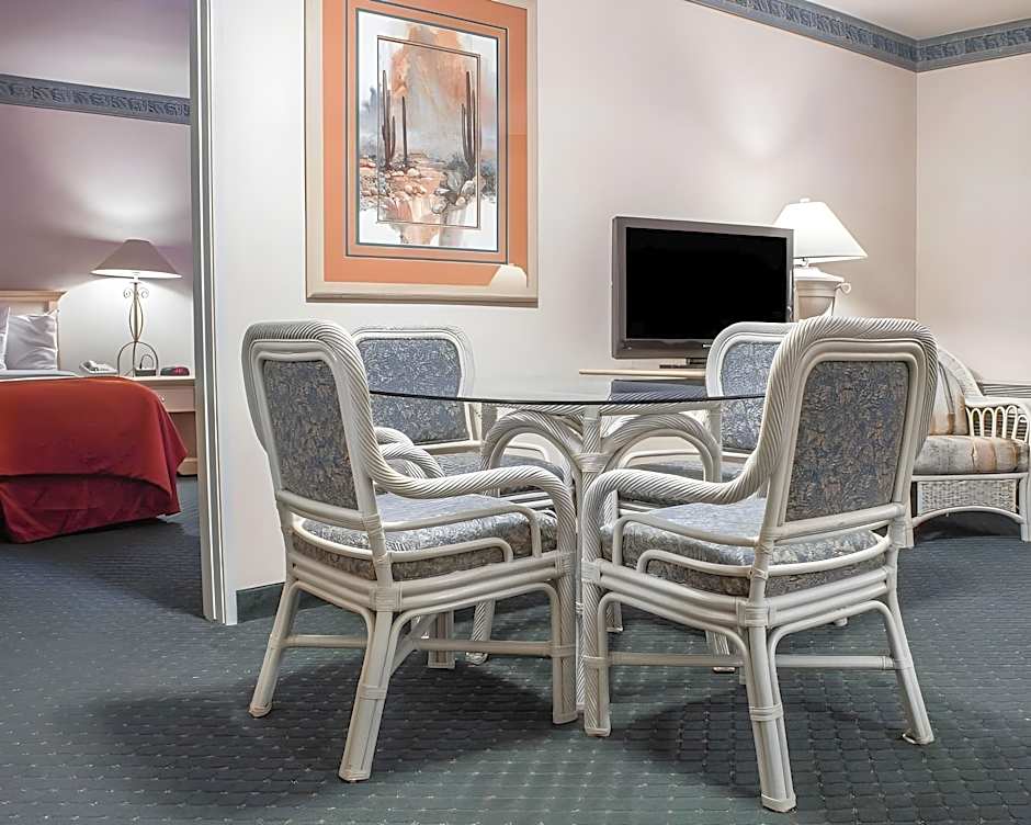 La Quinta Inn & Suites by Wyndham Safford Copper Valley