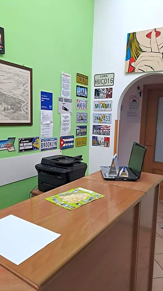 Atlantic Ostello B&B