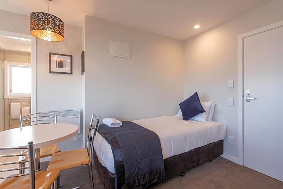 Capital View Motor Inn - Free Parking