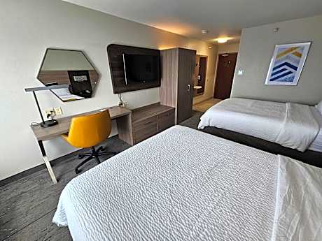 Standard Queen Room with Sofa Bed