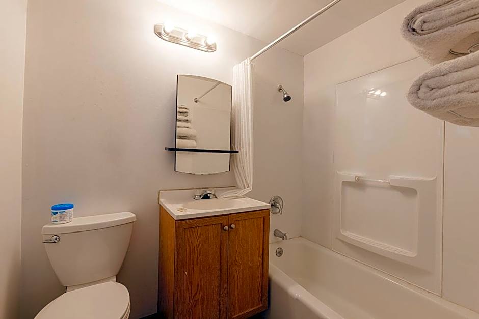 Sonrise Inn Lincoln Hwy By OYO