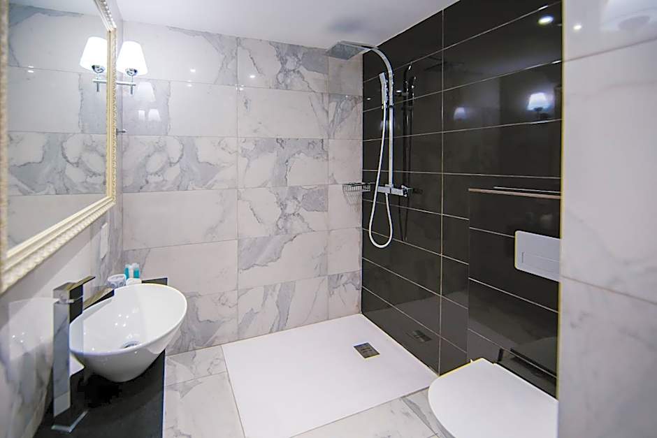 Qbic City Hotel