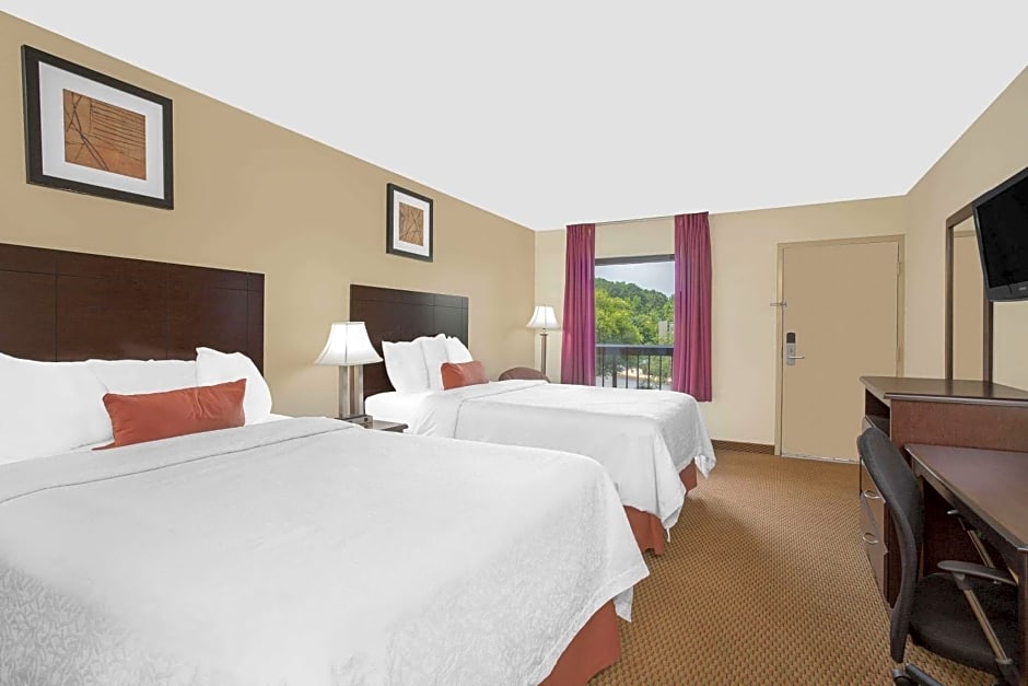 Baymont by Wyndham Greenville
