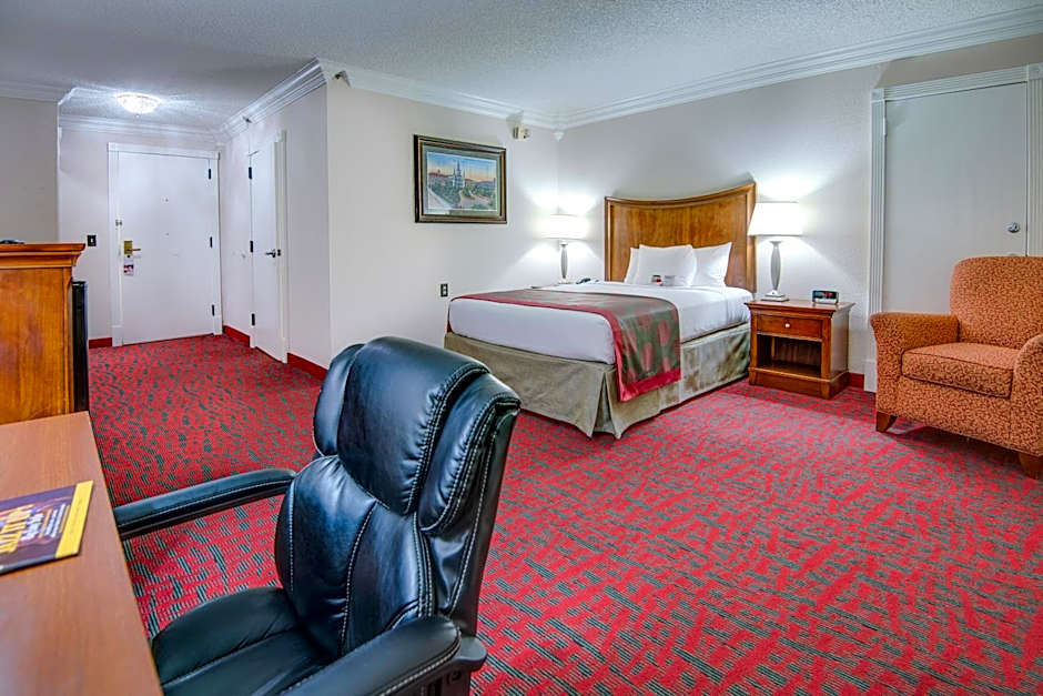 Ramada by Wyndham Metairie New Orleans Airport
