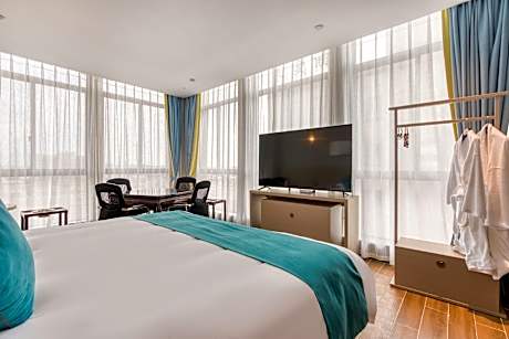 Rezen - Youran Caishen Mahjong Room