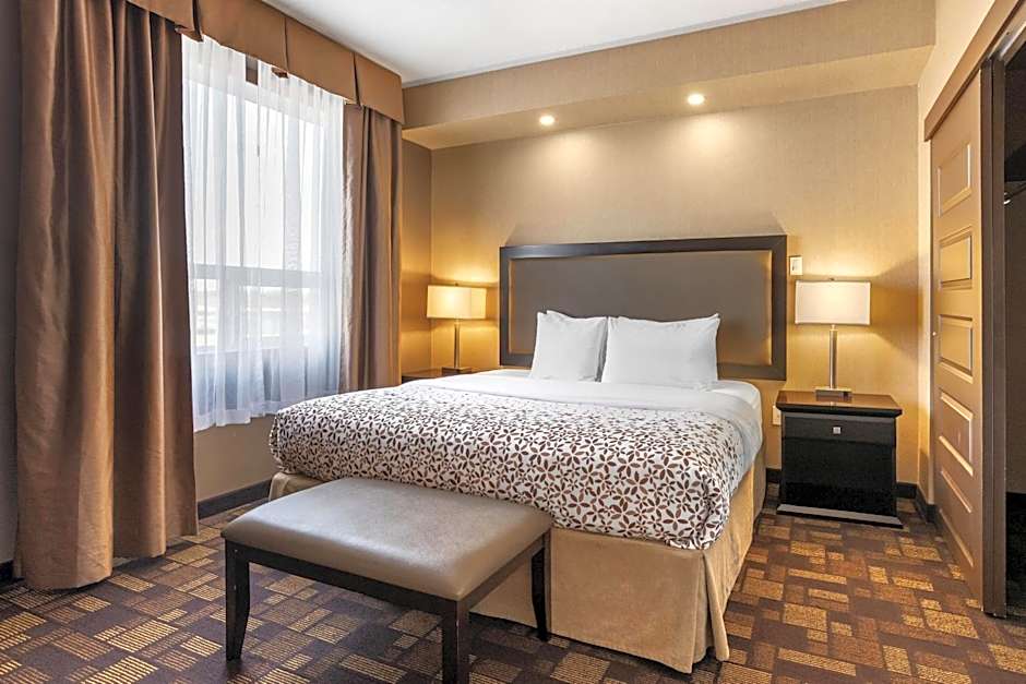 Best Western Plus Fox Creek