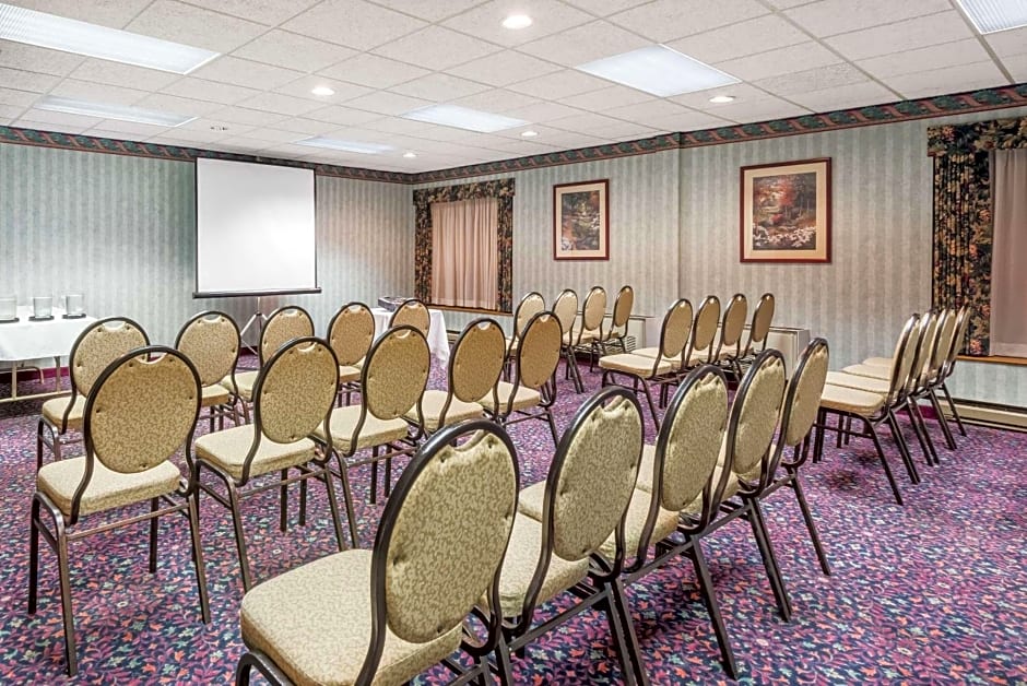 Ramada Plaza by Wyndham Hagerstown – Hagerstown, MD