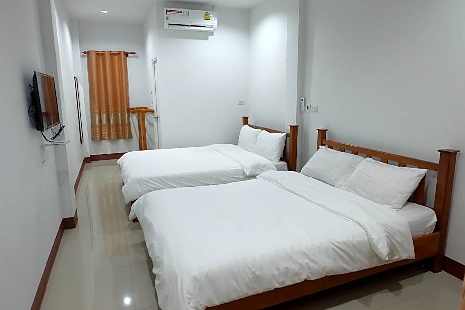 Baan Kru Toom Hotel