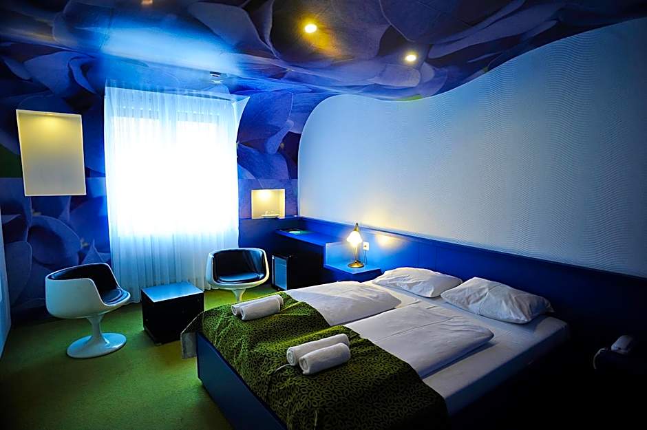 Green Hotel Budapest