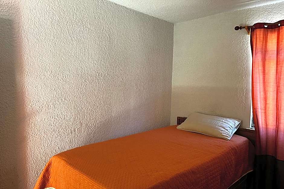 OYO Hotel Linda Tijuana