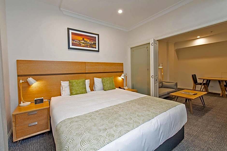 Mantra Adelaide Central