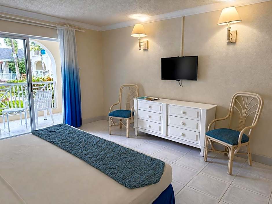 Sunbay Hotel- Daily Breakfast & Beach Access Included