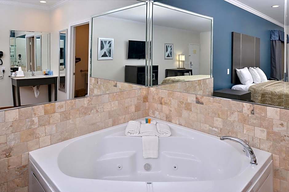 Regency Inn & Suites- NW Houston