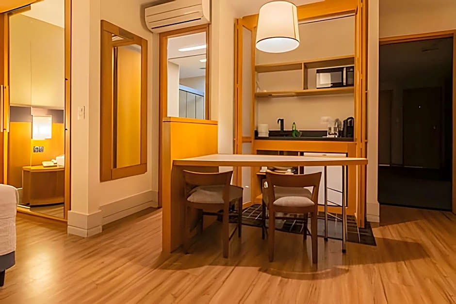 Flat particular dentro do Hotel Executive Faria Lima!