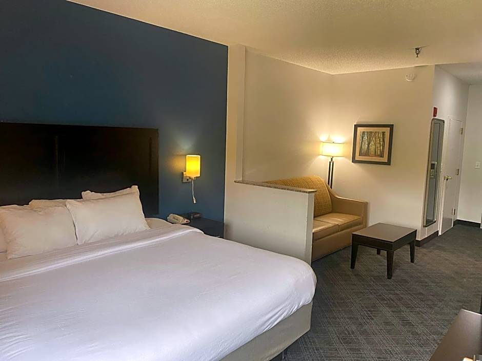 Comfort Inn & Suites Trussville I-59 exit 141