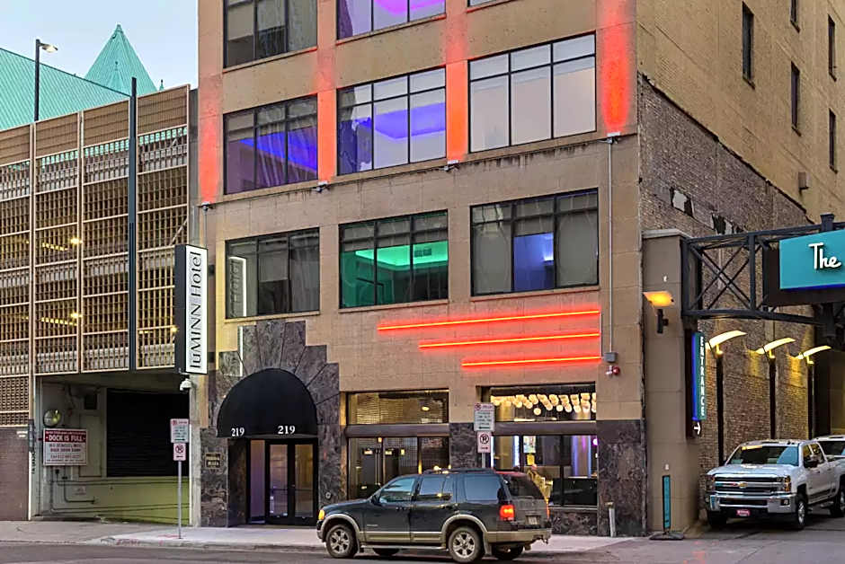 Luminn Hotel Minneapolis
