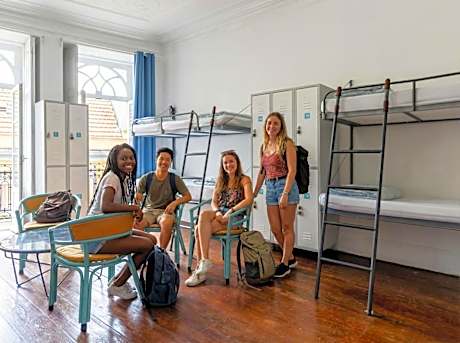 Bed in 12-Bed Mixed Dormitory Room