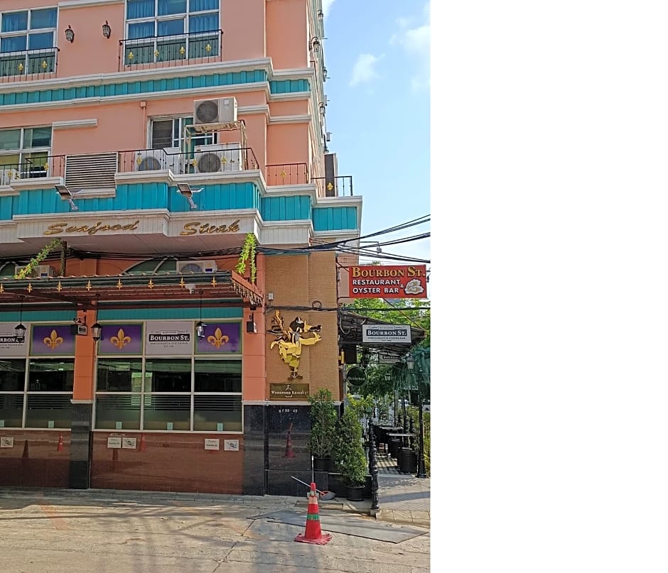 Bourbon St. Boutique