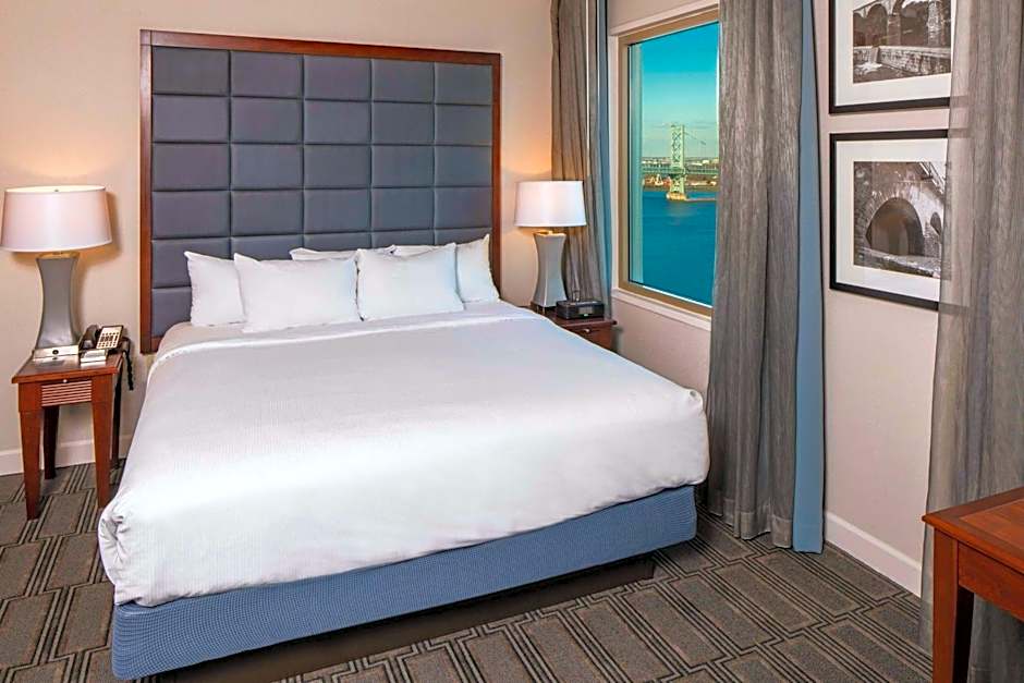 Hilton Philadelphia at Penn’s Landing