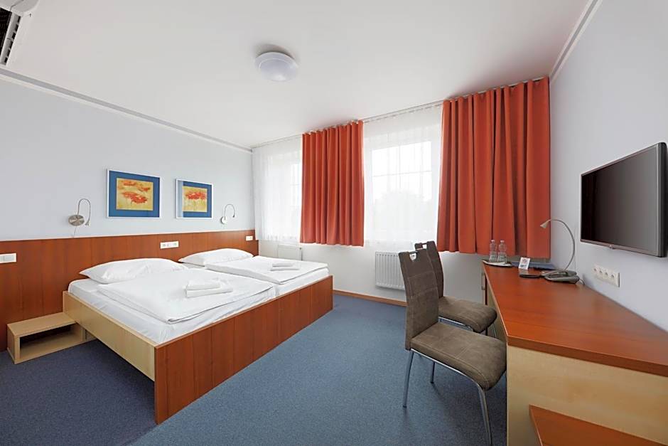 Foto 1 daripada 6 — Superior 1 Double Bed or 2 Beds