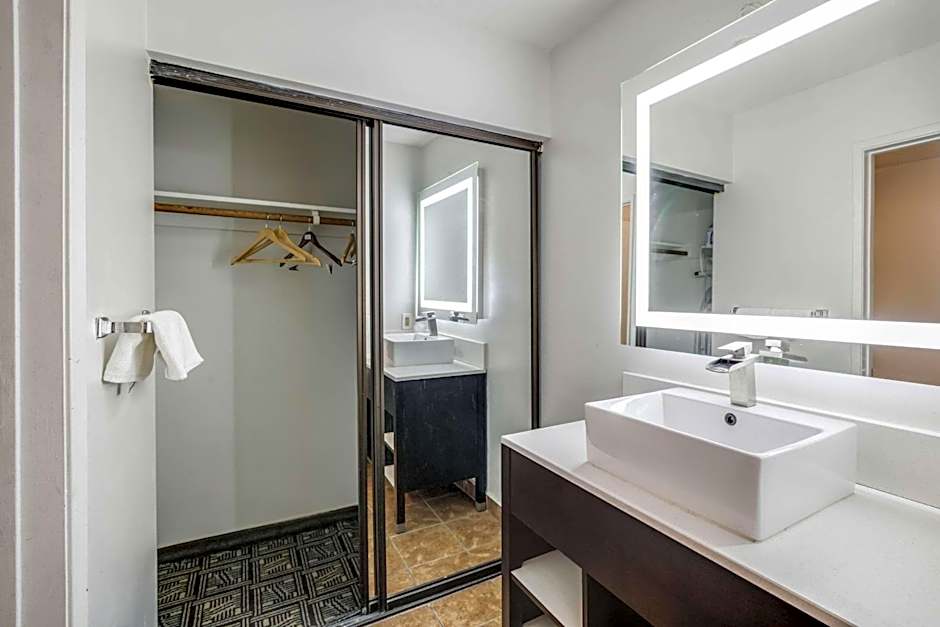 Rodeway Inn Temecula