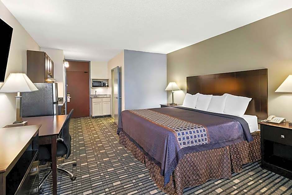 SureStay Plus Hotel by Best Western Lubbock Medical Center
