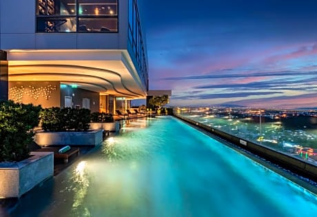 Holiday Inn & Suites Rayong City Centre By IHG