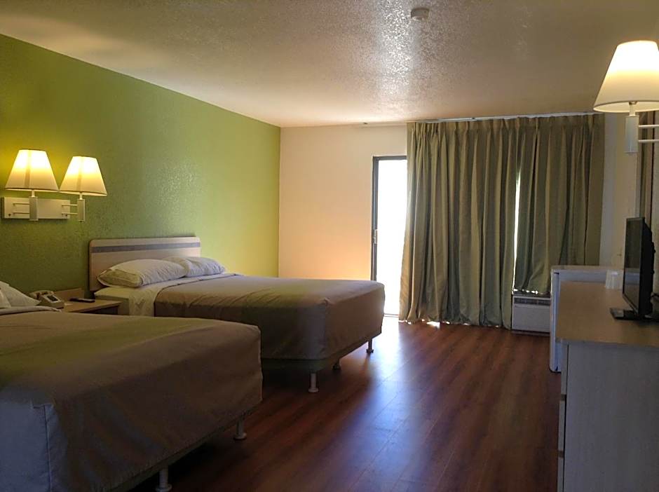 Motel 6 Hemet
