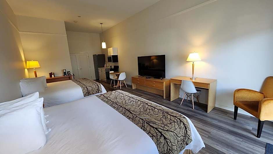 The Cedars Inn Hotel & Convention Centre