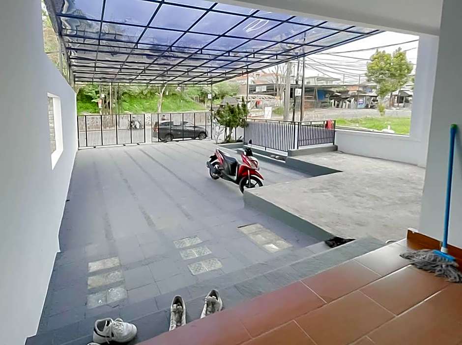 Angel Guest House Lembang RedPartner