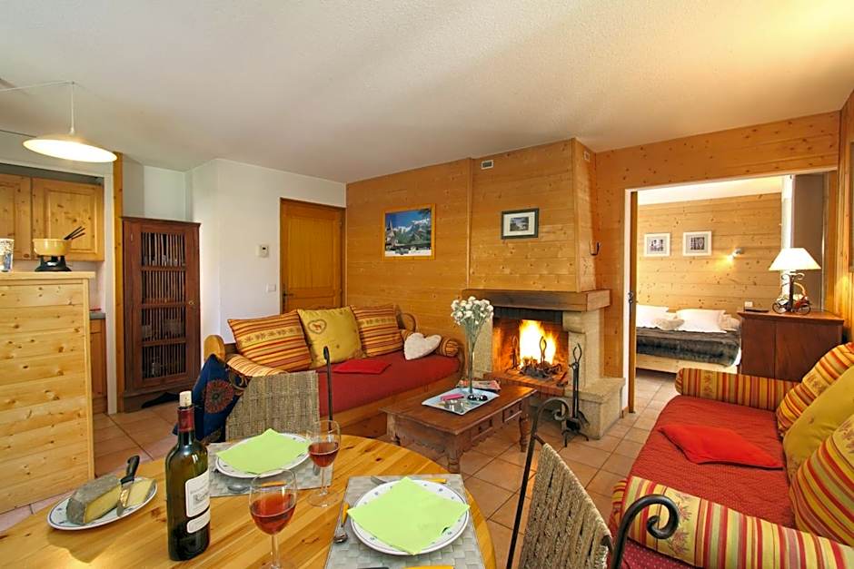 Chez Philippe - Appartements et Chalets - Panoramic Village vue Glaciers