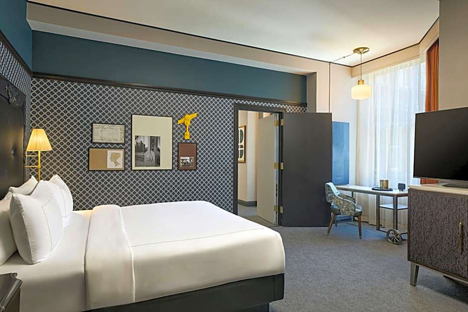 The Atterbury Hotel, Autograph Collection
