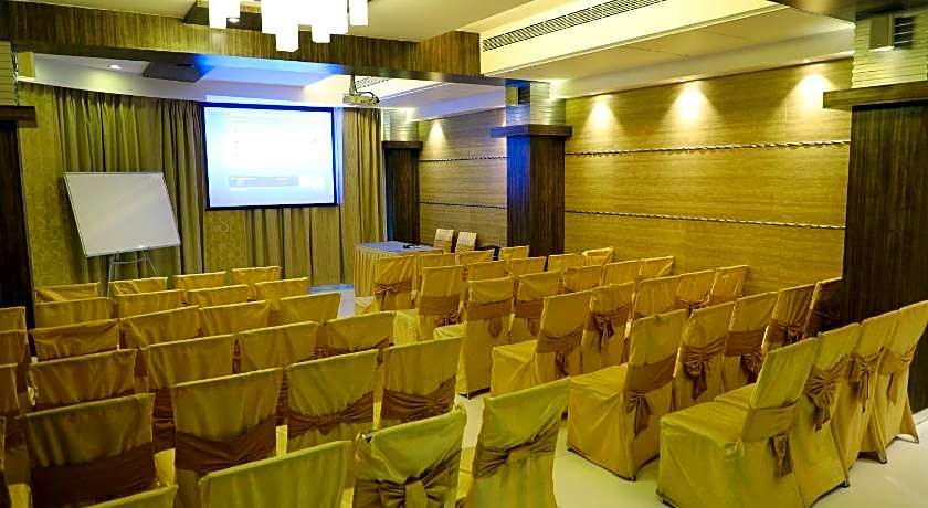 Hotel Alka Residency