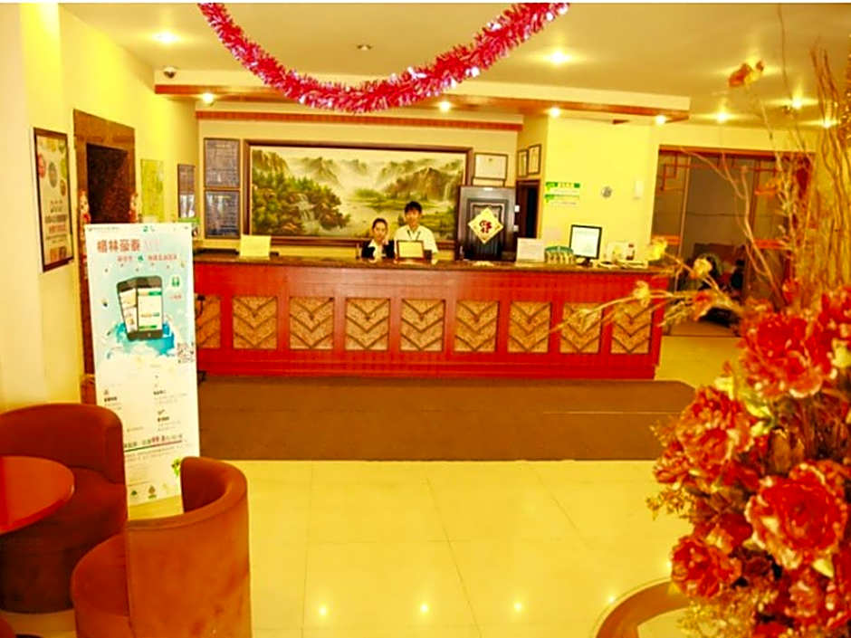 GreenTree Inn Nanjing ZhonGYAnGMEn Railway Station Express Hotel