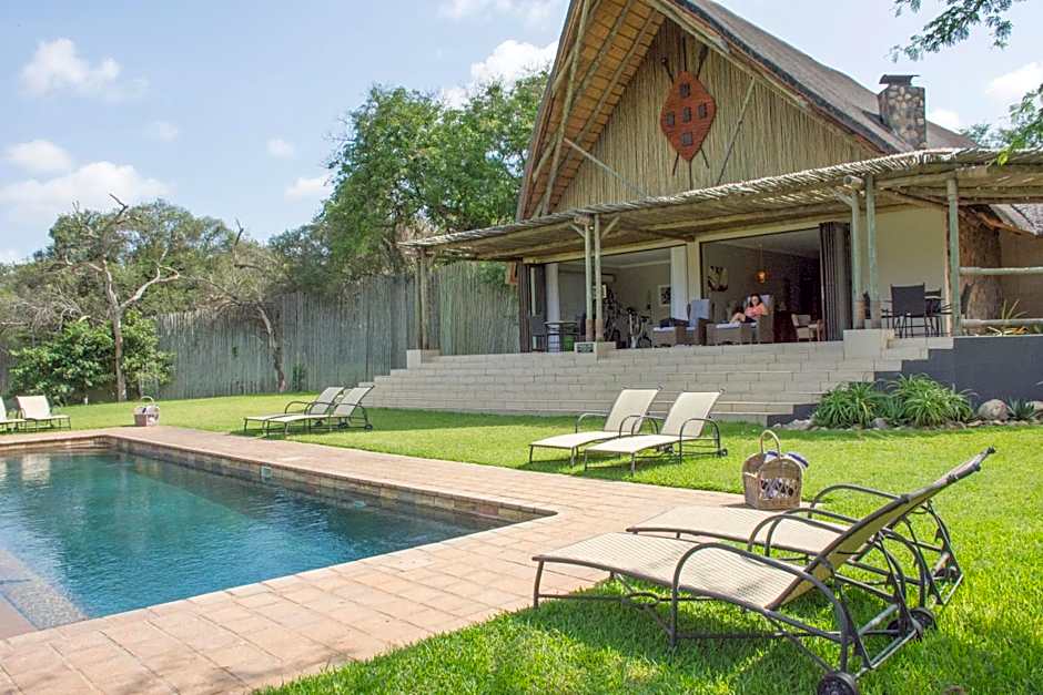Amakhosi Safari Lodge