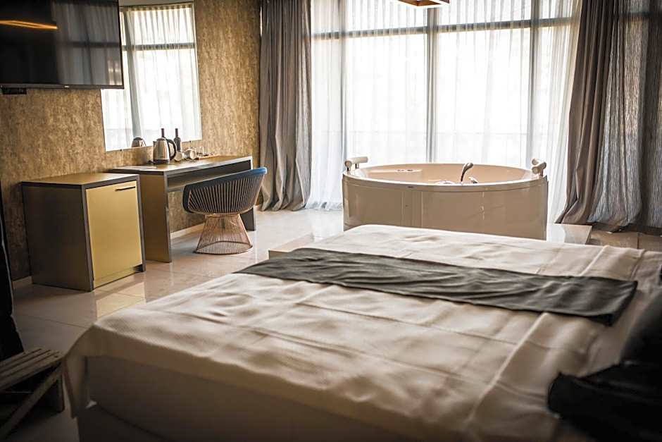 International Palace