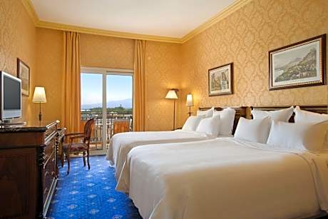 Deluxe Twin Room with Balcony - Top Floor