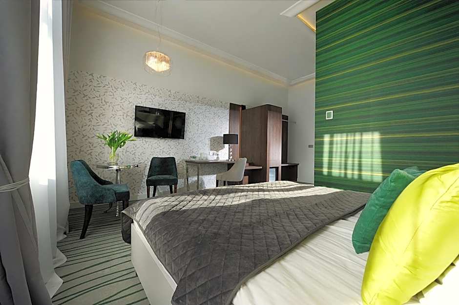 Plaza Boutique Hotel