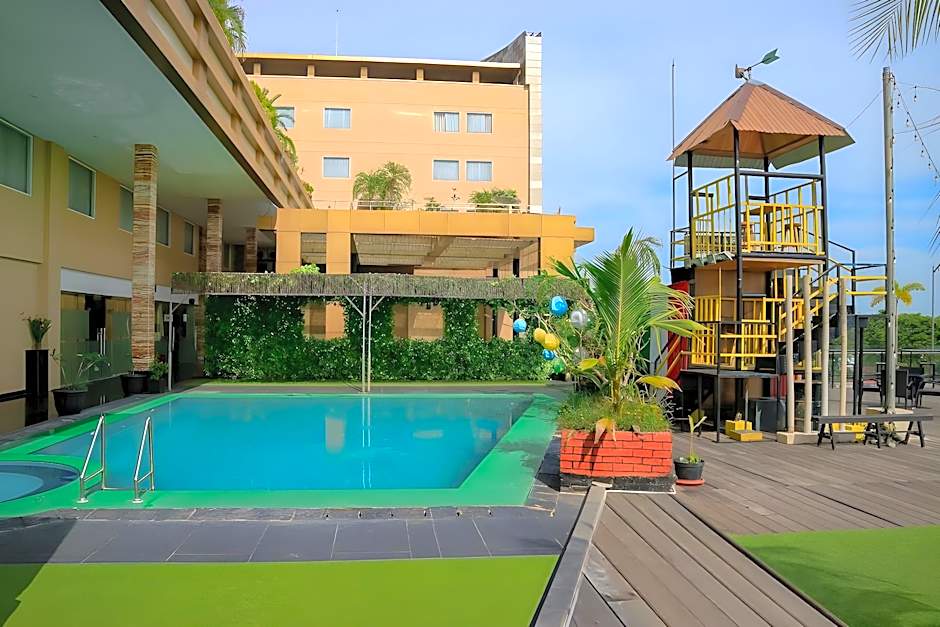Grand Qin Hotel Syariah