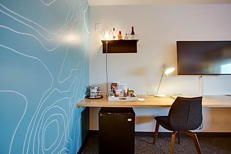 Queen Room - Disability Access