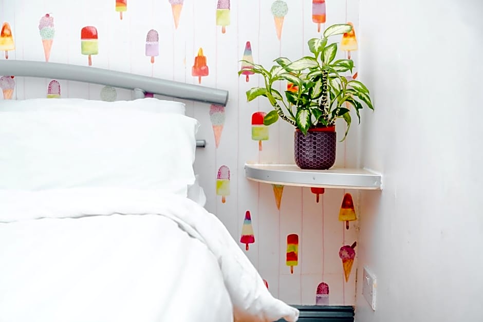 London Backpackers Youth Hostel 18 - 35 Years Old Only