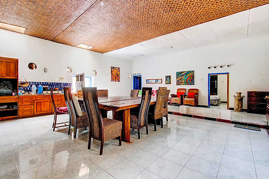 Hotel O Prawirotaman Near Keraton Yogyakarta Formerly Chez Laelik Guesthouse