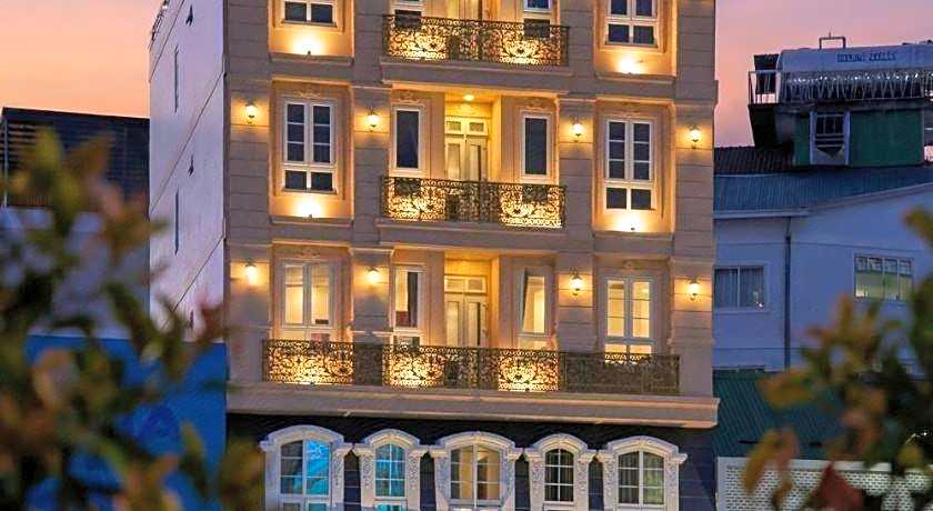 Diamond Hotel