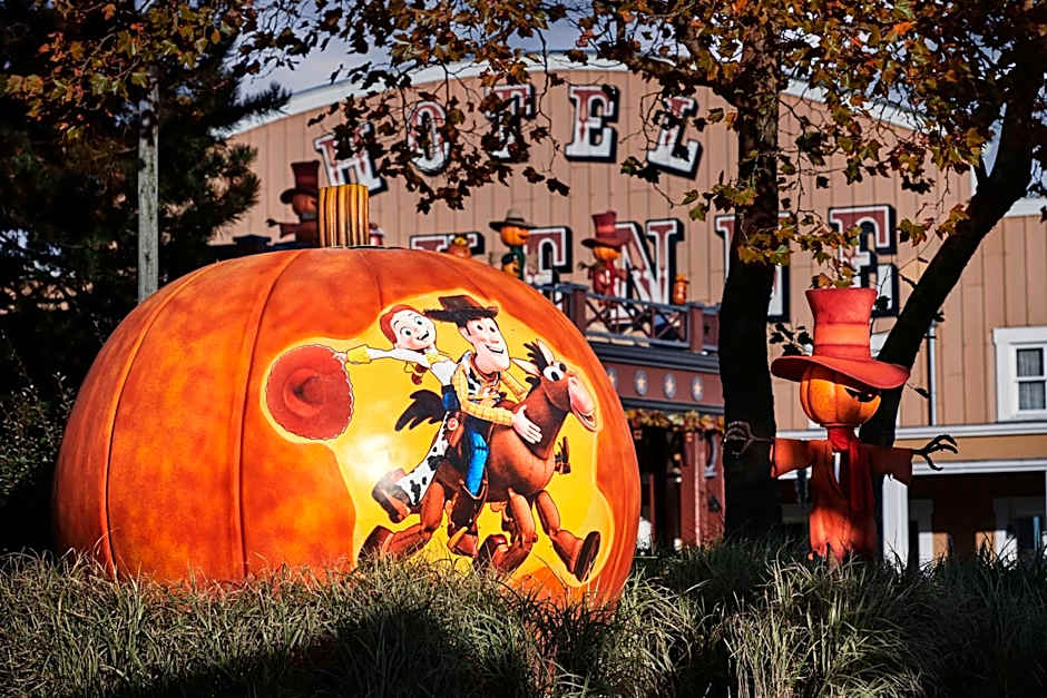Disney Hotel Cheyenne