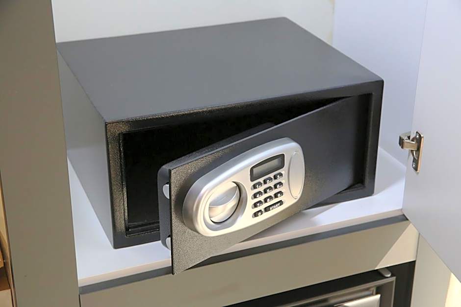 The Grand Tower Hotel